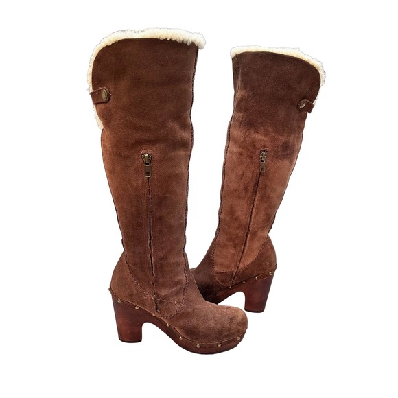 UGG Brown Suede Ankle Boots with Cream Fur Lining - Picture 11 of 13
